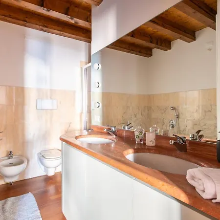 アパート San Michele House