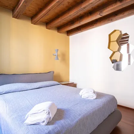 Lägenhet San Michele House *